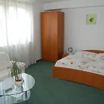 Vendégház Jarka 2*