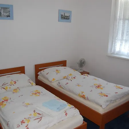 Guest house Jarka 2*