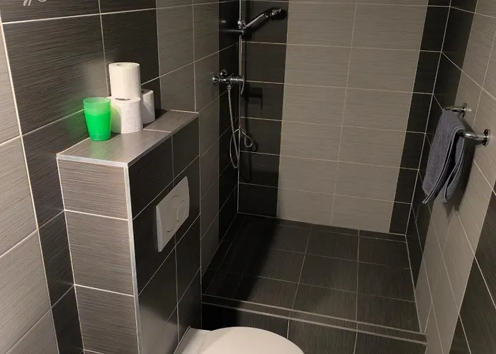 雅尔卡膳食旅馆 2*