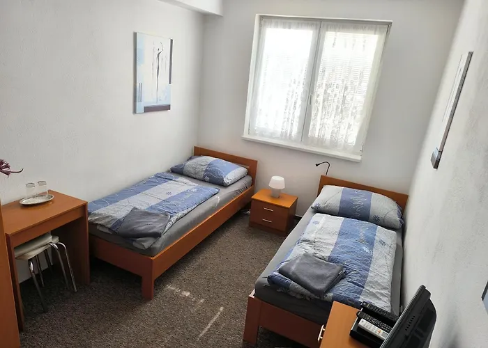 雅尔卡膳食旅馆 布拉迪斯拉发