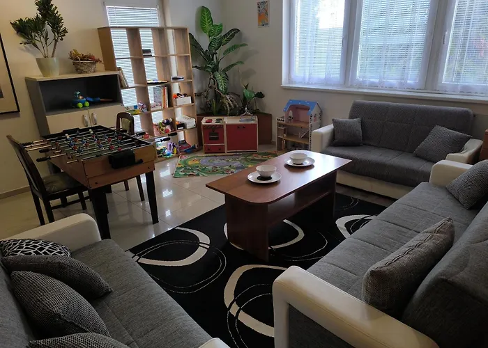 雅尔卡膳食旅馆